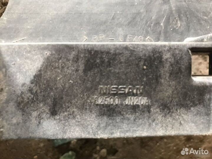 Телевизор Nissan Teana 2014