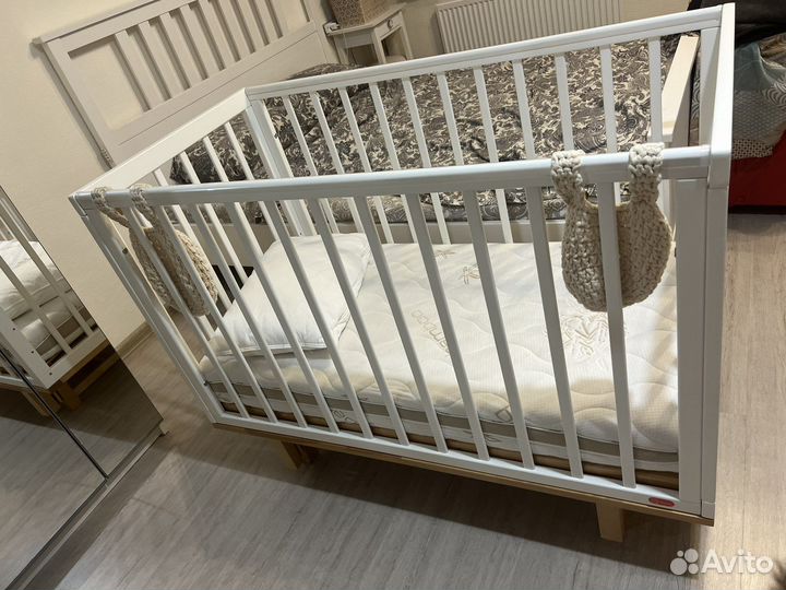 Детская кроватка с продольным маятником Rant Indy