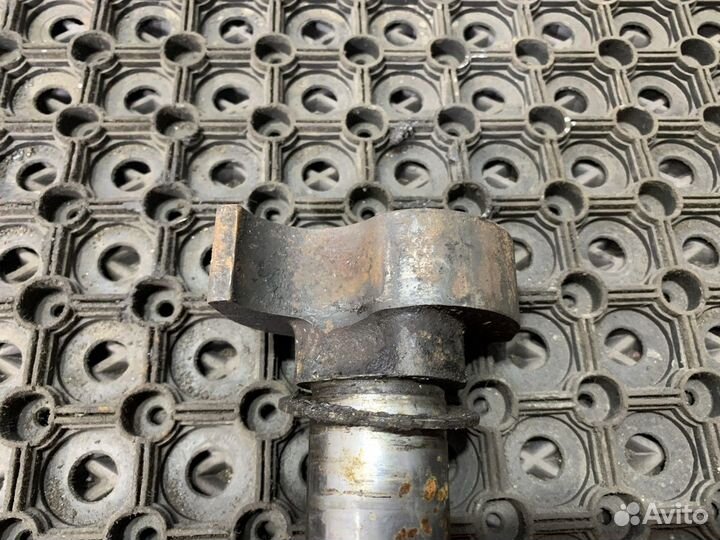 Вал тормозной правый Разные Автомобили