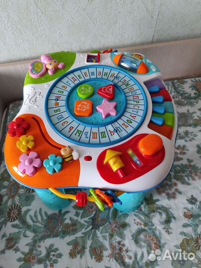 Развивающий столик baby go