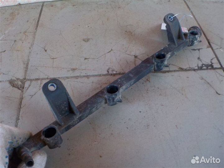 Топливная рампа LADA Largus KS015L K7M 2018