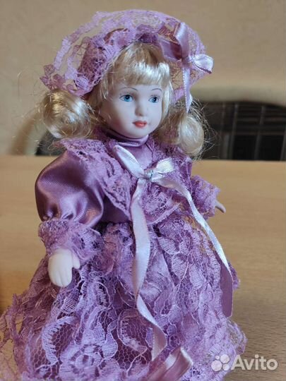 Керамическая кукла