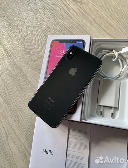iPhone X, 256 ГБ