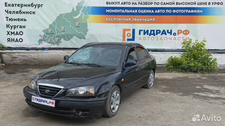 Накладка торпедо левая Hyundai Elantra (XD) 84751