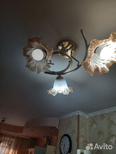 Люстра потолочная бу