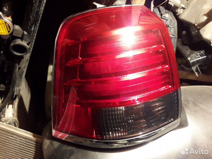 Задняя оптика Тойота Лэнд Крузер 200