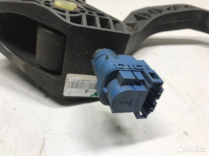 Педаль сцепления Volkswagen Polo V рестайлинг 1.6