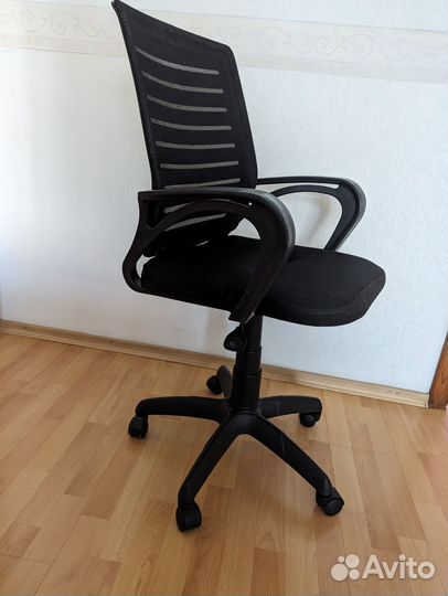 Компьютерное кресло