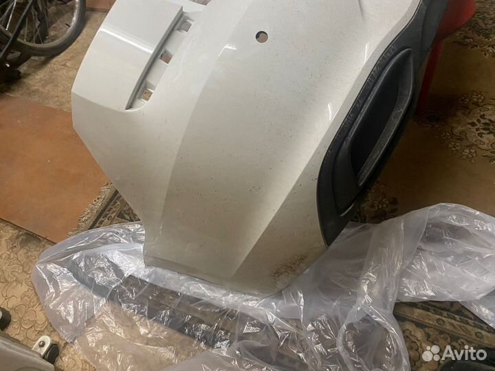 Задний бампер на volkswagen polo оригинал