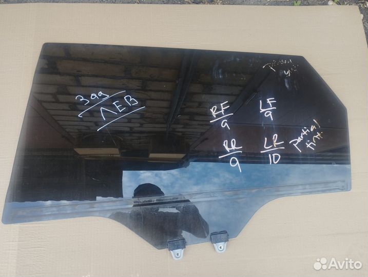 Стекла дверей Mazda cx9 tc