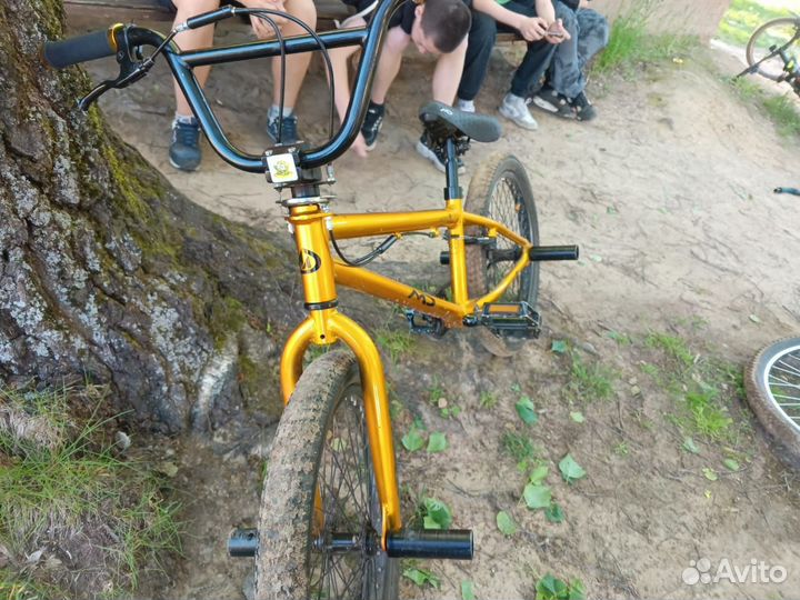 Трюковой велосипед bmx