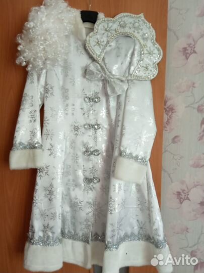 Костюмы снегурочки и русские народные (взрослые)