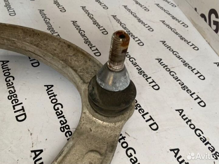 Рычаг верхний левый Mercedes-Benz Gls-Class W166