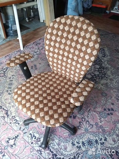 Компьютерное кресло