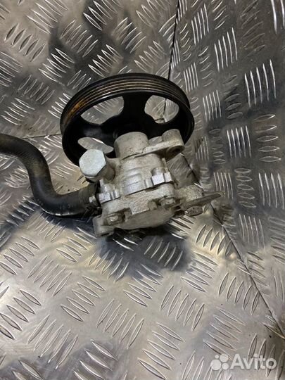 Насос гидроусилителя Mitsubishi Lancer 9 1.6 2009