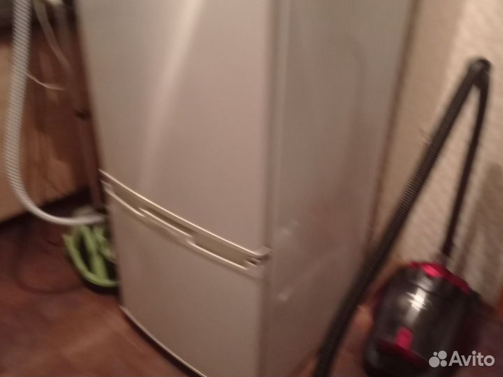 Холодильник на запчасти.Самовывоз