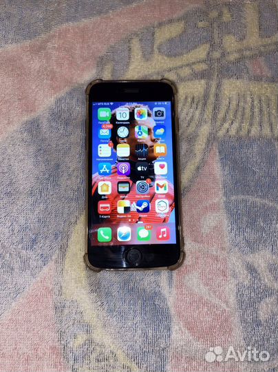 Телефон iPhone 6s