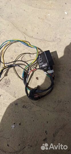 Доводчик стеклоподъемников