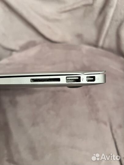 Apple MacBook air 13 late 2010