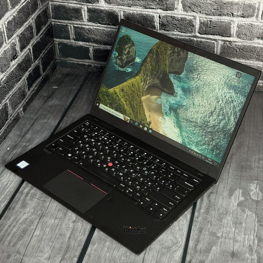 Купить 💻 ноутбук Lenovo ThinkPad X1 Carbon Gen 7 по выгодной цене
