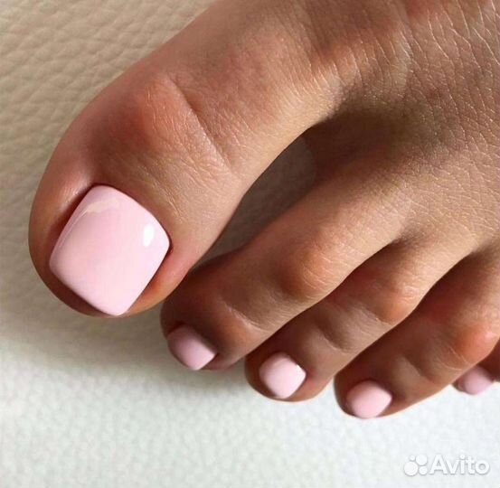 Маникюр, педикюр, наращивание ногтей