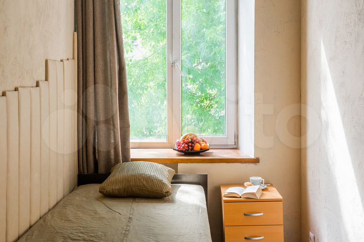 Комната 15 м² в > 9-к., 2/4 эт.