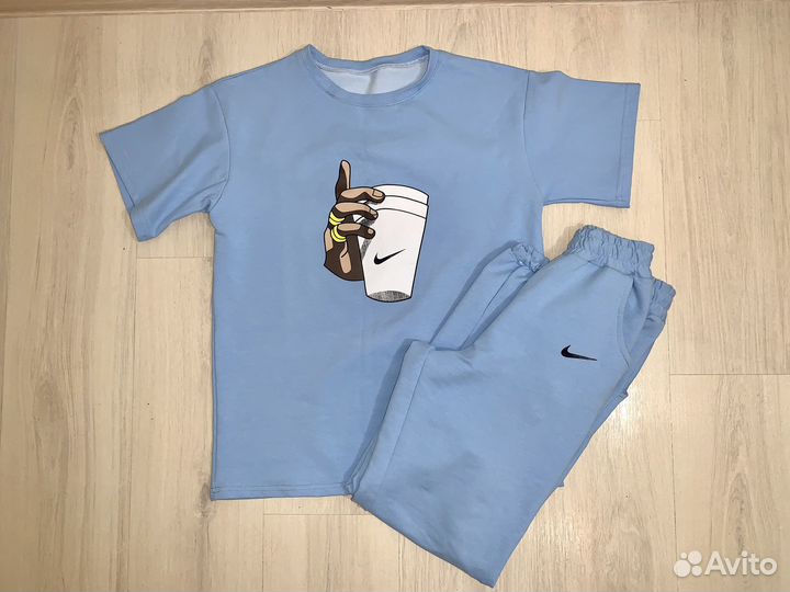 Ксюстюм спортивный женский