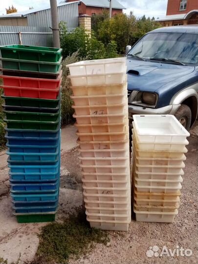 Пластиковые ящики