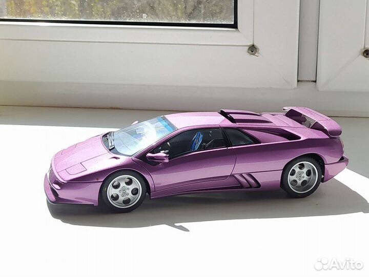 Autoart 1/18 Lamborghini Diablo SE30 Jota, Viola