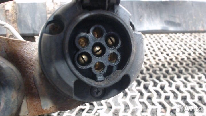 Прицепное устройство Hyundai H-1 Starex, 2012