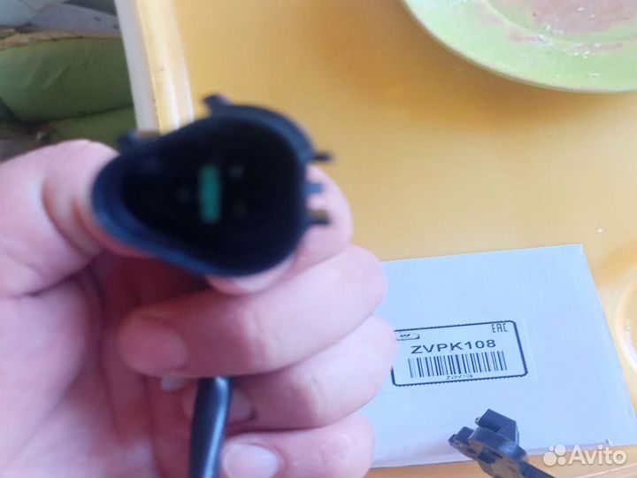 Датчик коленвала mitsubishi galant