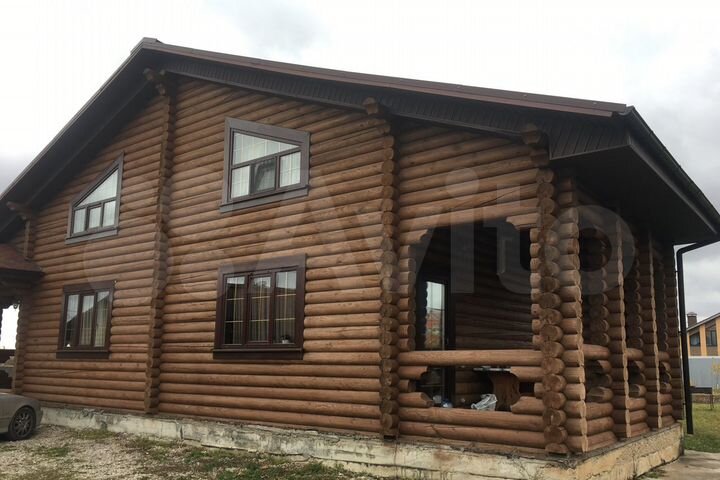 Коттедж 225 м² на участке 12 сот.