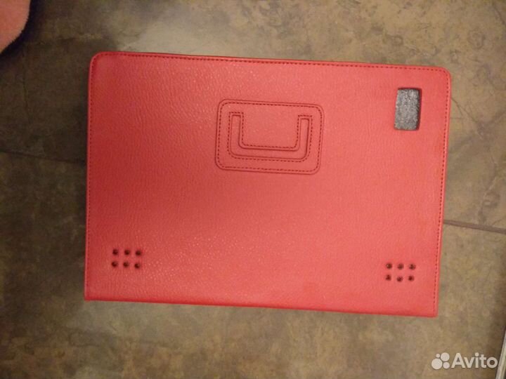 Чехлы для планшетов