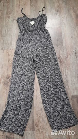 Комбинезон женский летний 44размер новый