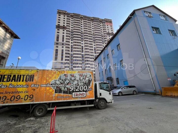 Склад в октябрьском районе, 700 м²