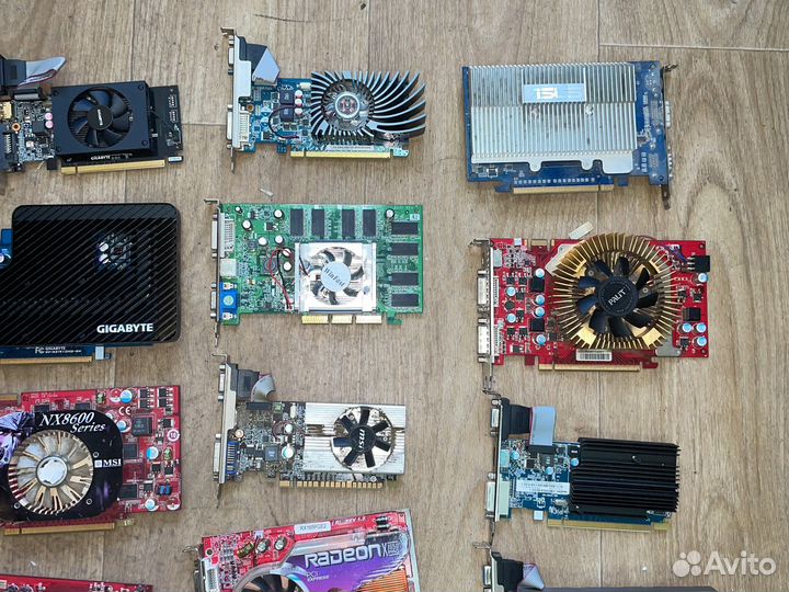 Видеокарты для пк разные много
