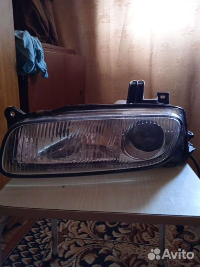 Фара mazda 3 передняя