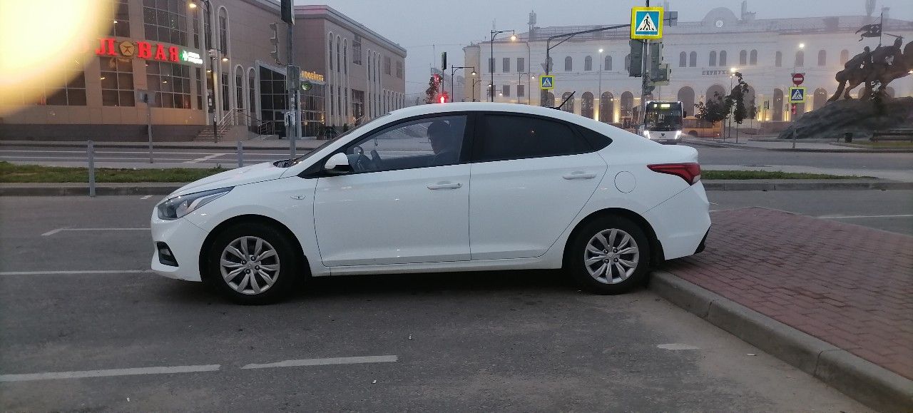 Hyundai Solaris: фото владельца