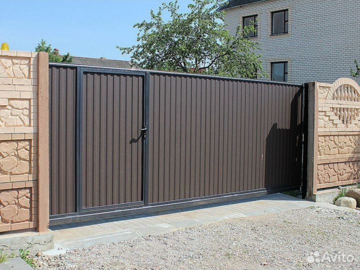 Откатные ворота в коттедж 4000*2000