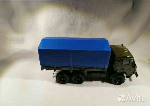 Камаз 43101-010 с синим тентом, зеленого цвета