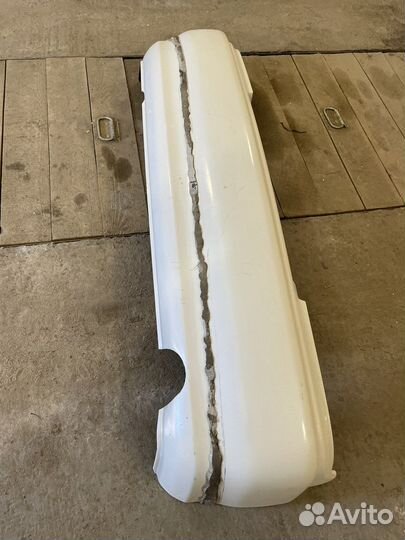 Задний бампер Toyota chaser