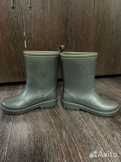 Резиновые сапоги