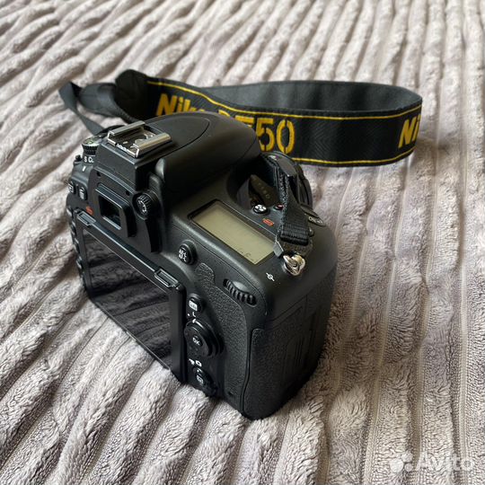 Зеркальный фотоаппарат nikon d750 + 50mm 1.8