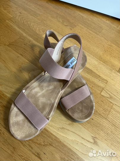 Сандалии женские новые