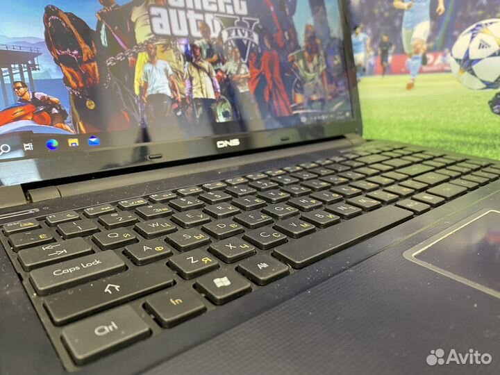 Игровой Ноутбук 2 видеокарты/i3/6gb/SSD