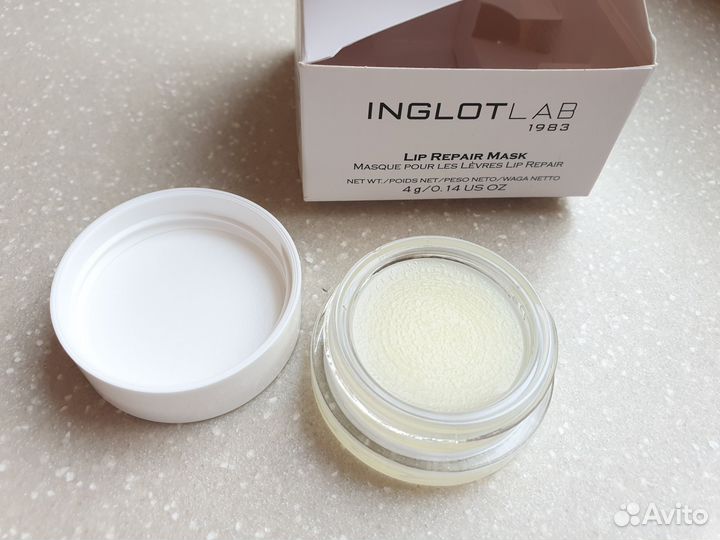 Маска для губ Inglot, ножницы, заколки для волос