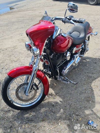 Harley davidson dyna super custom