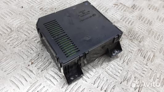 Блок управления subaru tribeca B9 (83F06NC02)