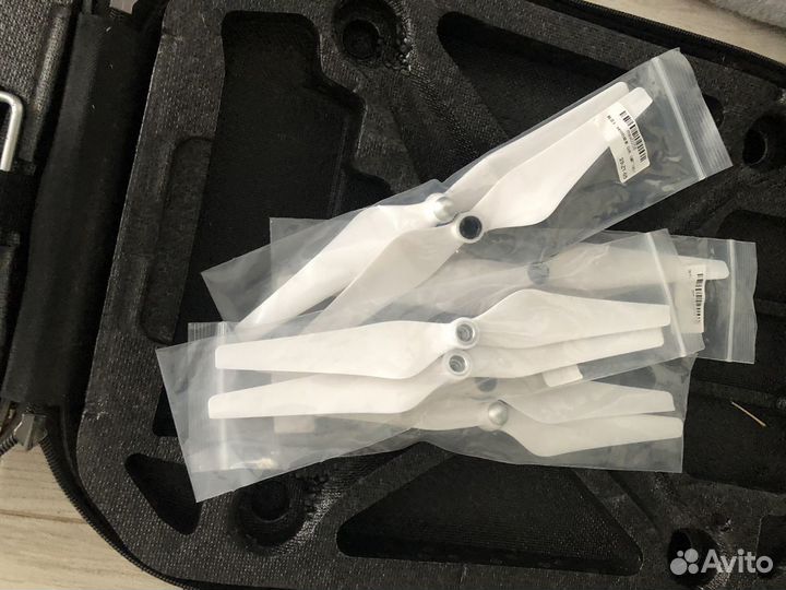 Квадрокоптер dji phantom 3 pro 4k