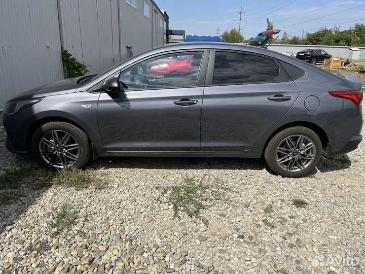 Hyundai Solaris 1.6 AT, 2024, 5 000 км